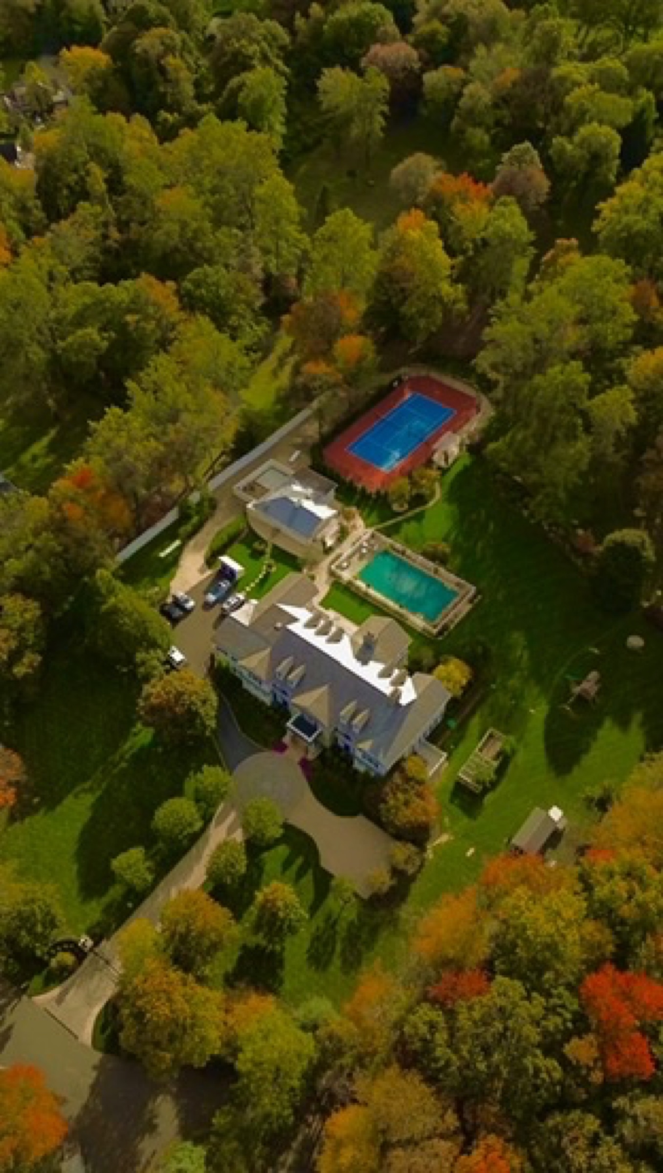 33 Meeting House Road — Greenwich, Connecticut. Cortes Building Group estate.
